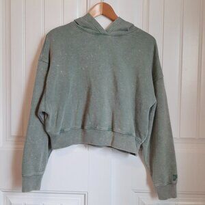 Victoria's Secret PINK Green Cropped Hoodie XS